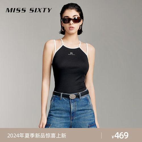 针织背心女明星,尽显优雅魅力