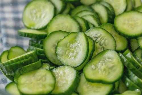 瓜瓜吃瓜表现手法,笑料横生，揭秘娱乐圈幕后趣闻